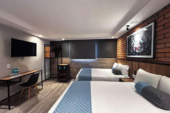 Room 16 of 35