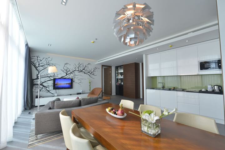Room 14 of 68