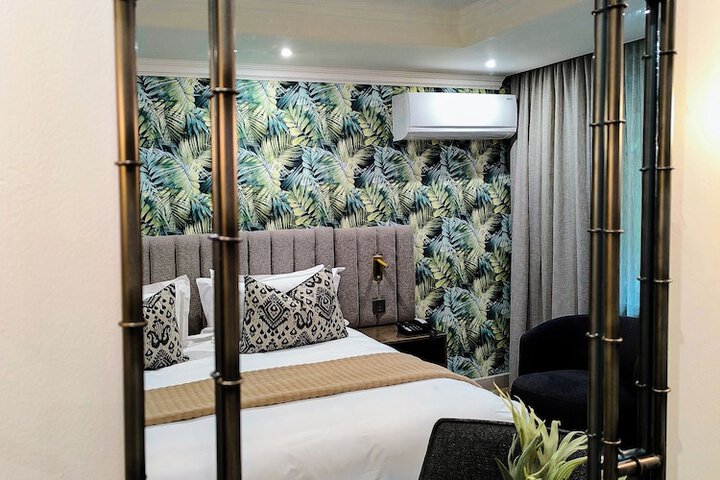 Room 29 of 100