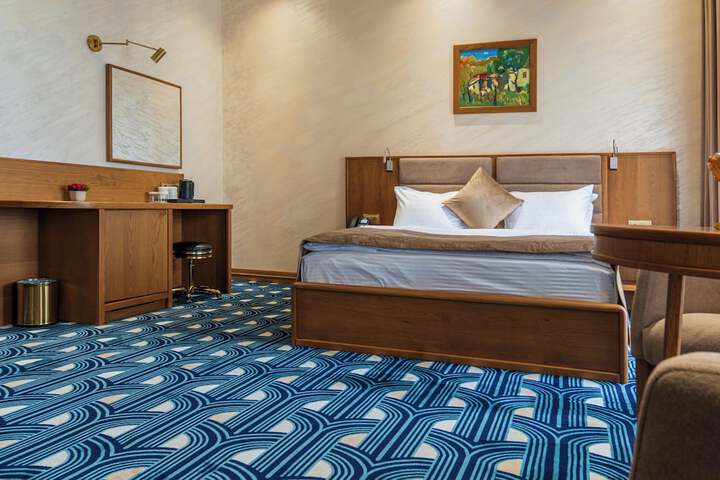 Room 7 of 41
