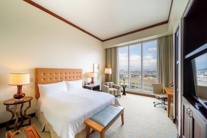 Room 40 of 164
