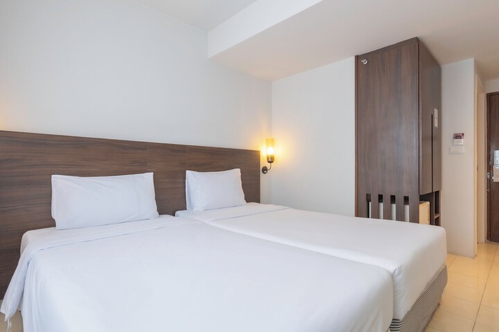 Room 30 of 54