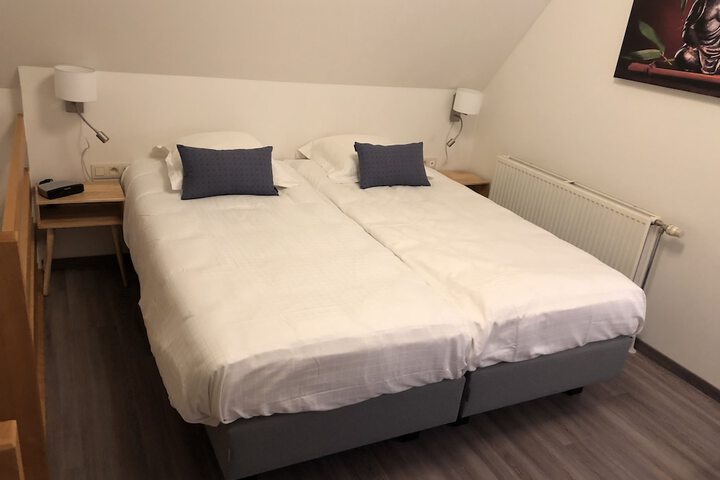 Room 30 of 112