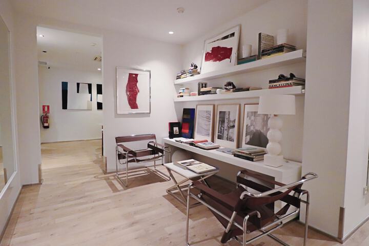 Room 35 of 70