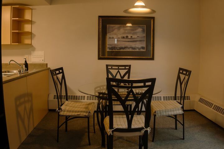Dining 68 of 80