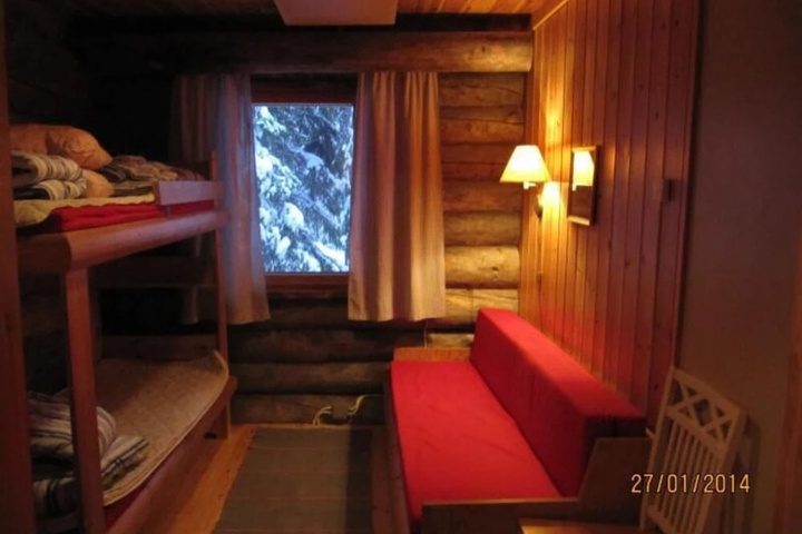 Room 2 of 11