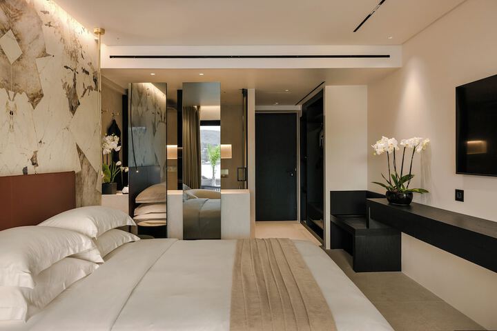 Room 21 of 121