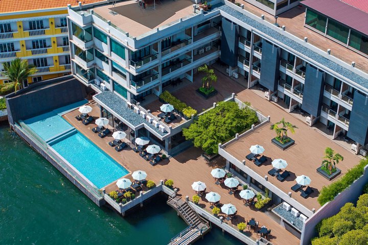 Hotel 60 of 60