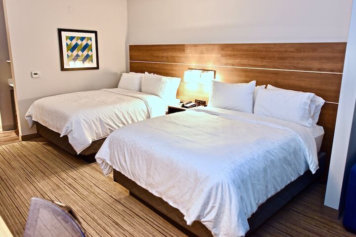 Room 16 of 45
