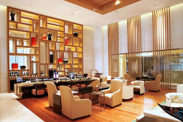 Hotel Interior 6 of 39