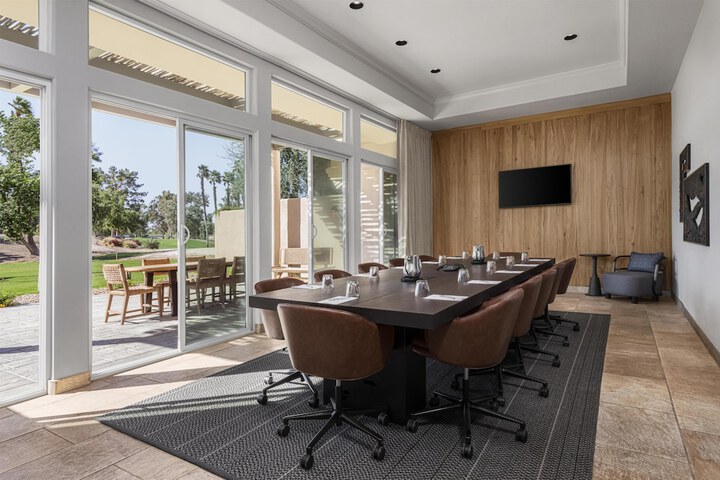 Meeting facility