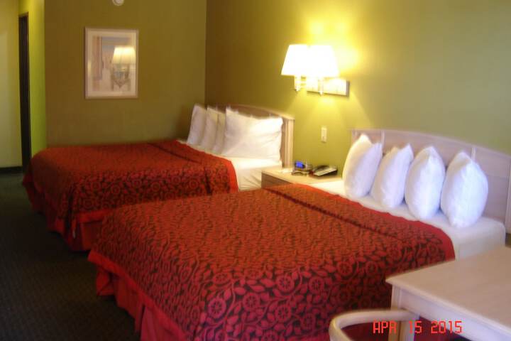 Room 10 of 60