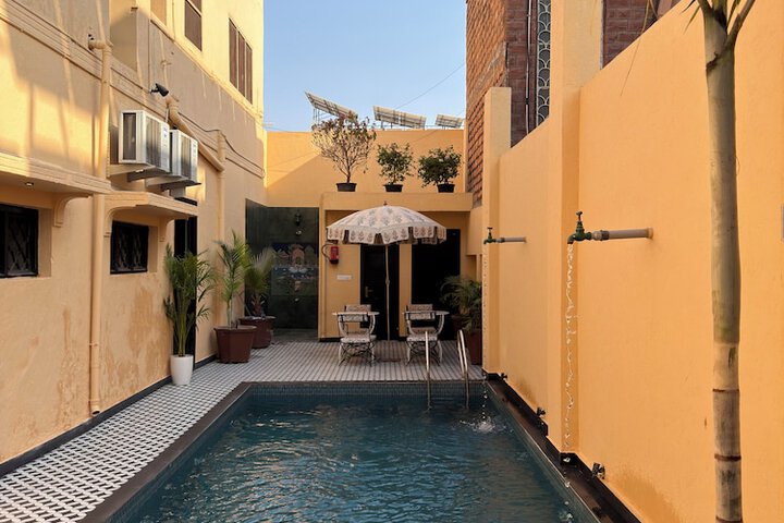 Pool 66 of 89