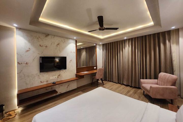 Room 22 of 68