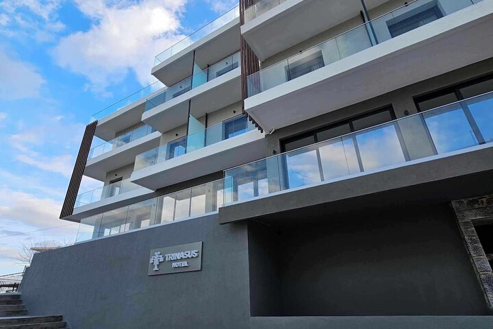 Photo of Trinasus Hotel