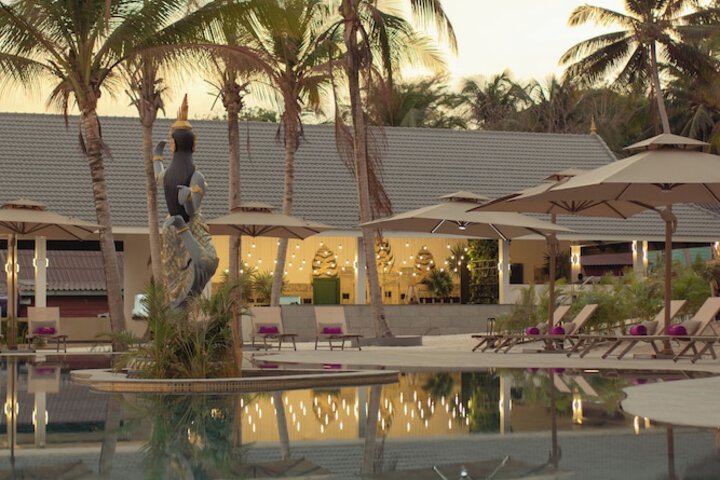 Pool 37 of 92