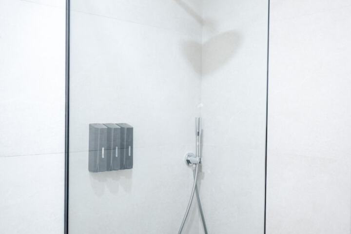 Room 45 of 124