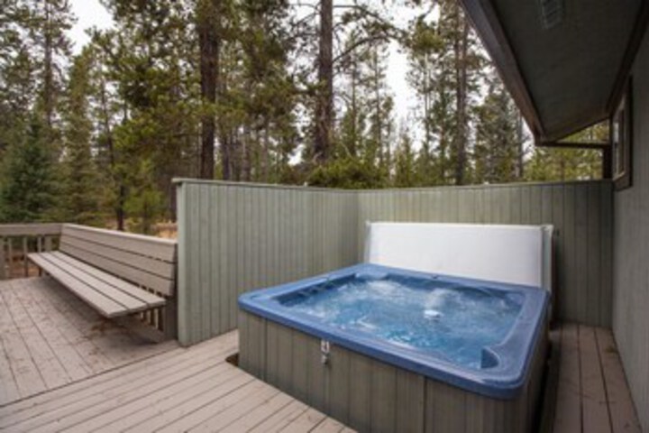 Spa 50 of 53