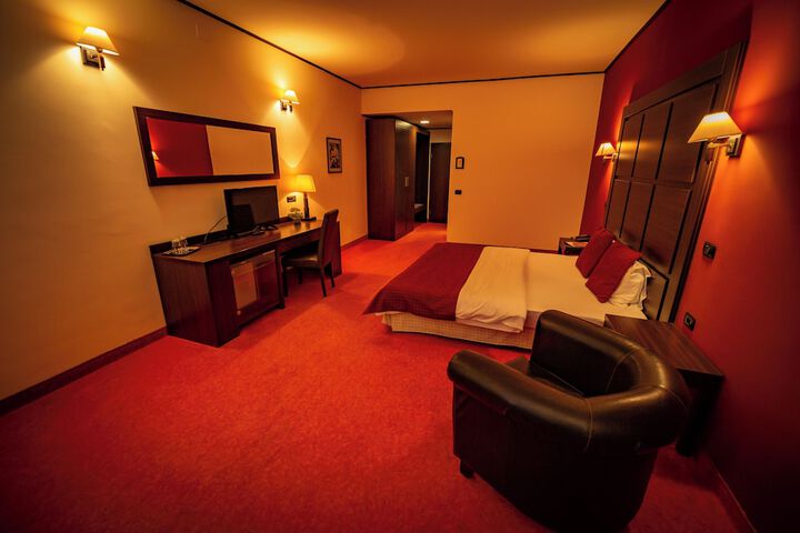Room 11 of 58