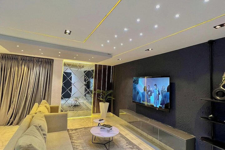 Room 10 of 40