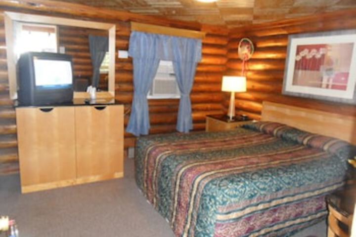 Room 73 of 345
