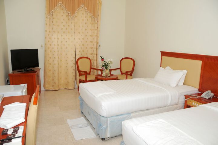 Room 10 of 64