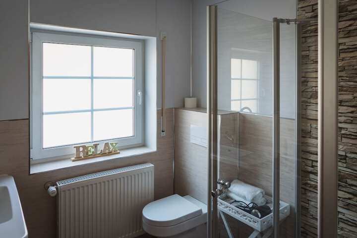 Room 32 of 40