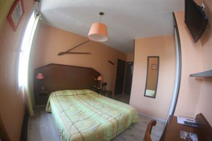 Room 5 of 21