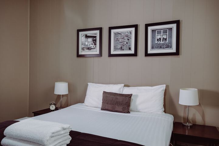 Room 18 of 42