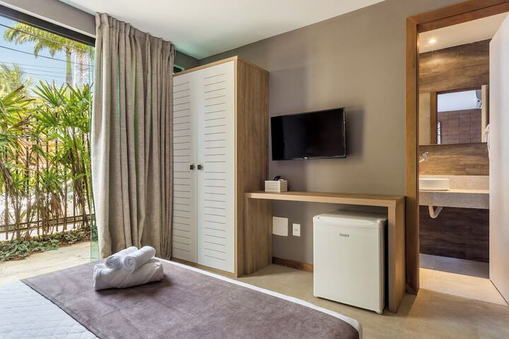 Room 8 of 46