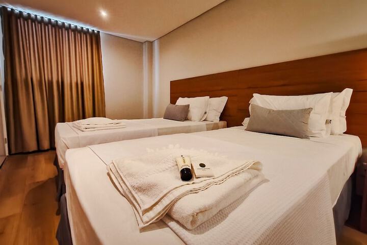 Room 11 of 25