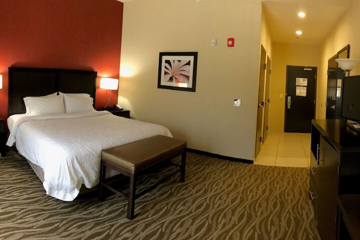 1 King Bed (8 of 14)