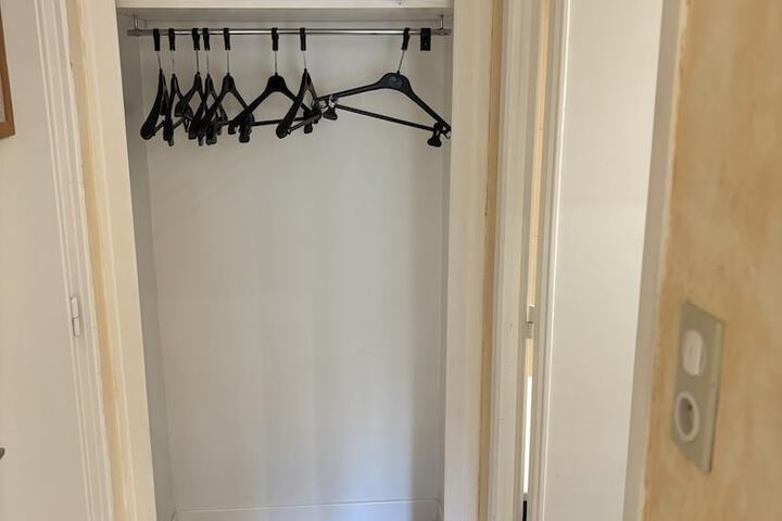 Room 81 of 128