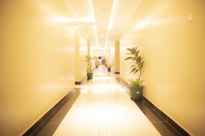 Ballroom/Hall 27 of 35