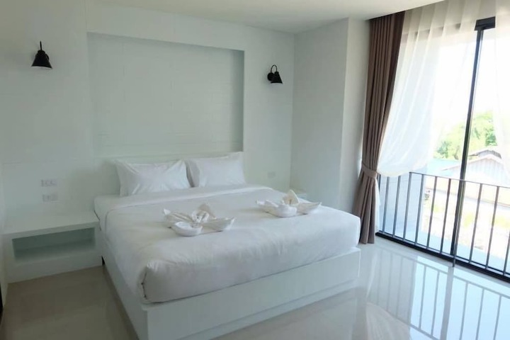 Room 37 of 108