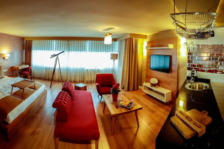 Room 4 of 46