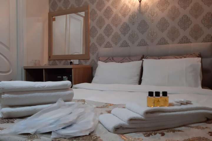 Room 43 of 123