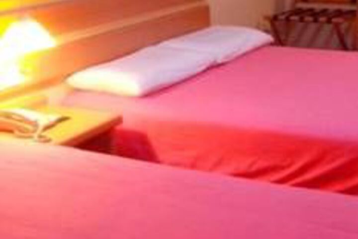 Room 18 of 29