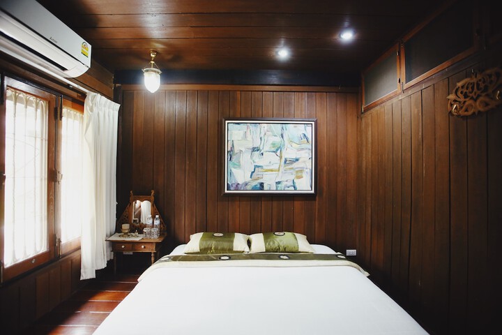 Room 13 of 67