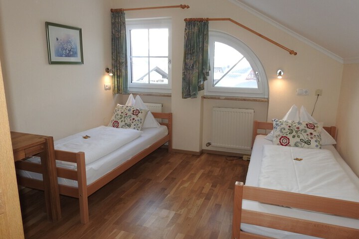 Room 37 of 70