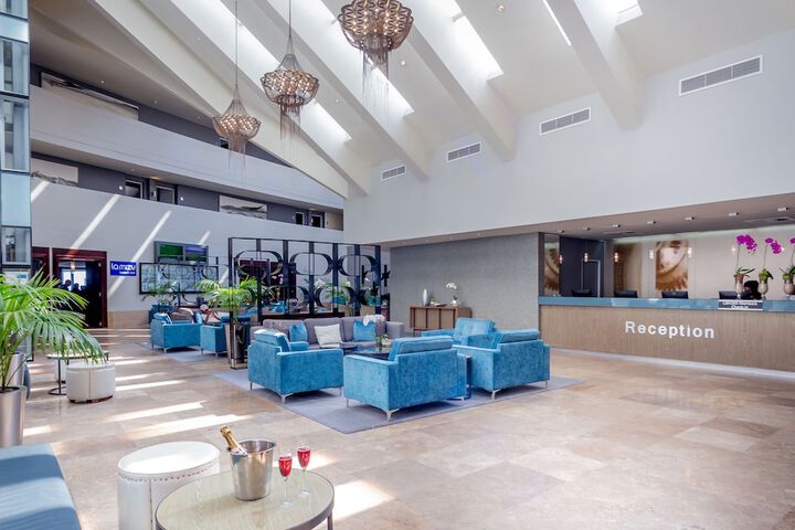 Hotel Interior 117 of 123