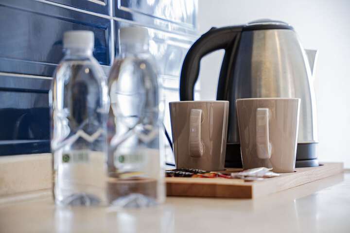 Breakfast/Coffee Service 18 of 40