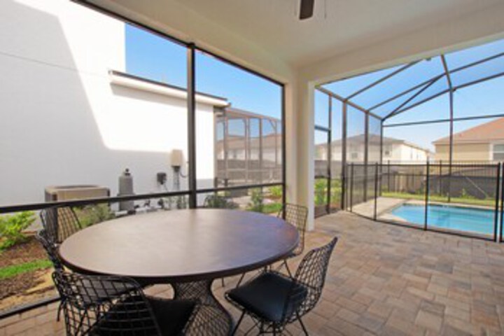Terrace/Patio 2 of 78