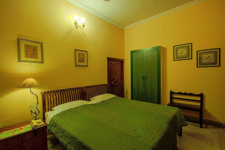 Room 10 of 47
