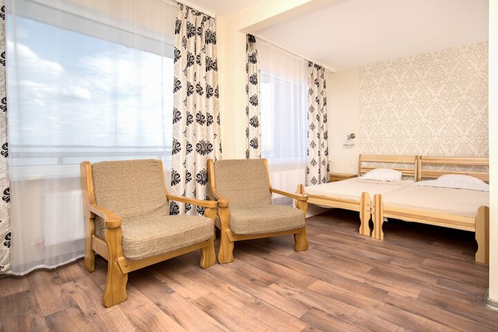 Room 5 of 25