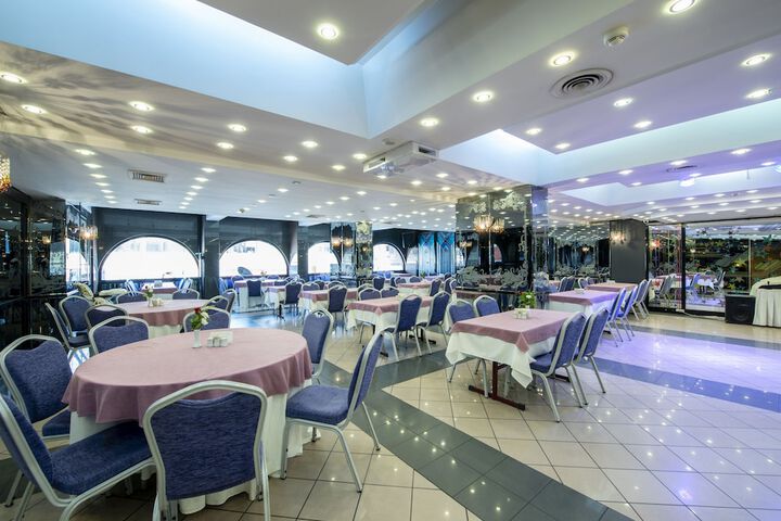 Image of Atiskan Hotel
