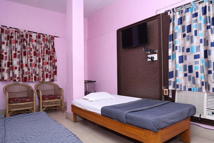 Room 7 of 20