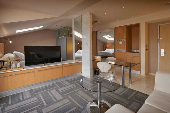 Room 20 of 63