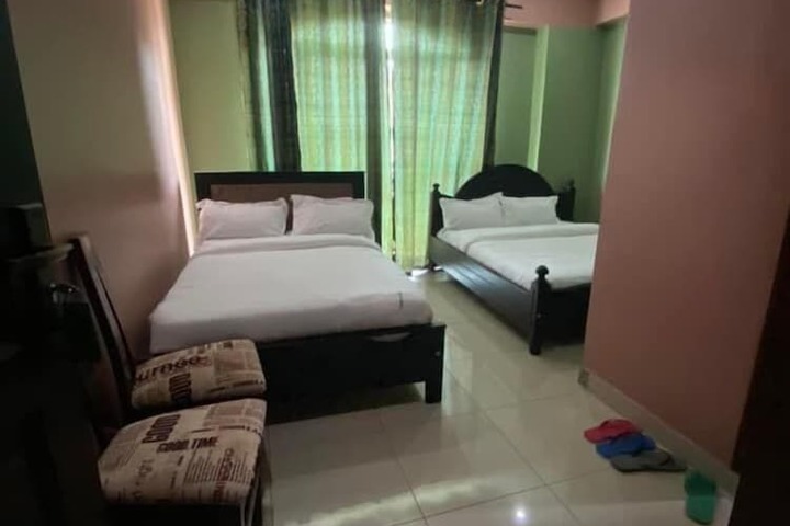 Room 11 of 15
