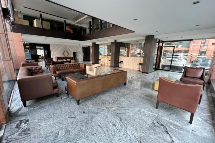 Shared lounge/TV area